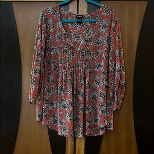Torrid Sheer Rust & Black Floral Blouse w/ Pin Tucks-Notch Sleeves-Smile Hem